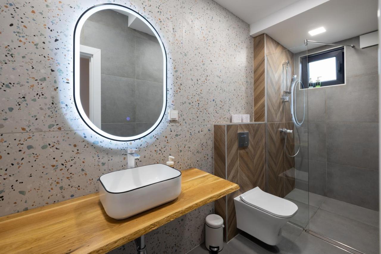 Opal Beachfront Apartment Varna Extérieur photo