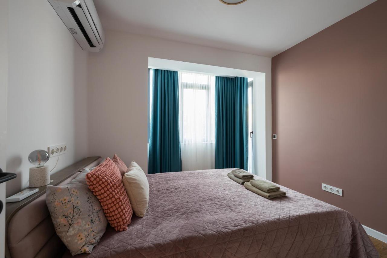 Opal Beachfront Apartment Varna Extérieur photo